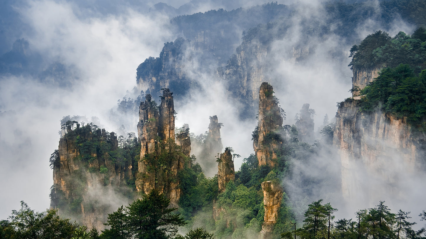 26-Day Quality Tour of Shanghai, Hangzhou, Suzhou, Guangzhou, Guilin, Guizhou, Zhangjiajie, Chongqing, Chengdu, Xi’an, Beijing